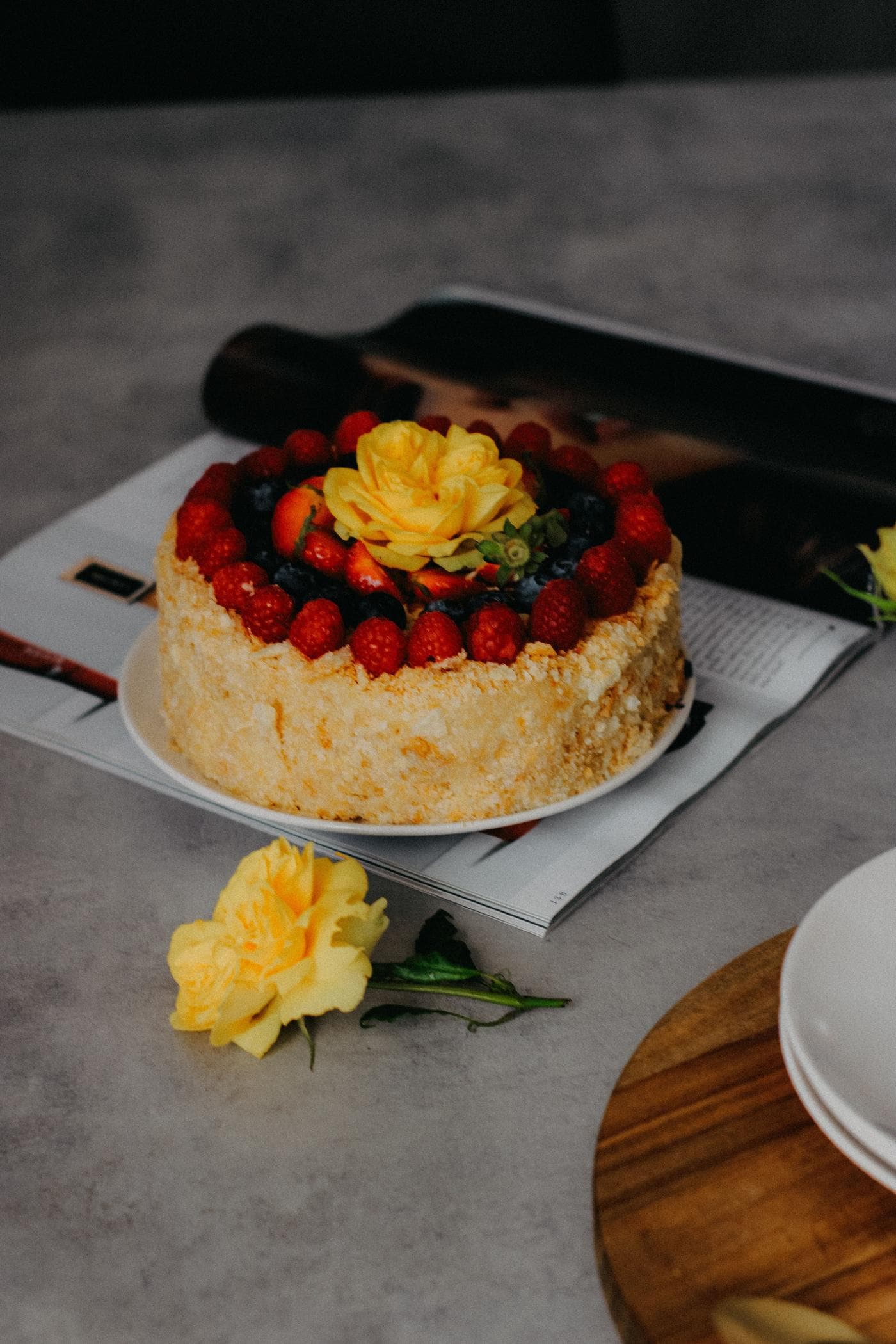 Delicious cakes background