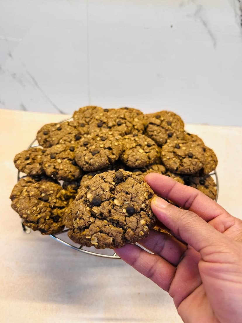 Oats-Choco Chip Cookies